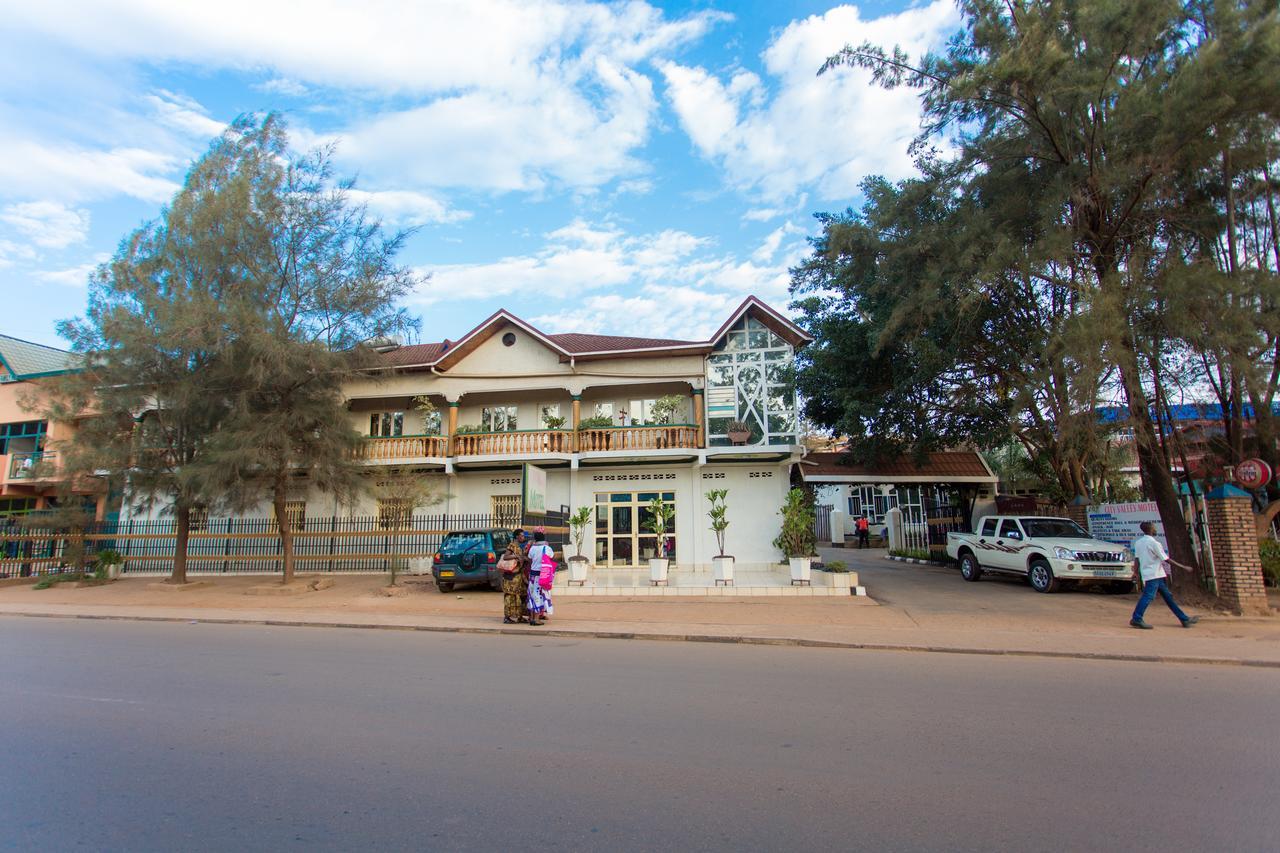 City Valley Motel Kigali Buitenkant foto